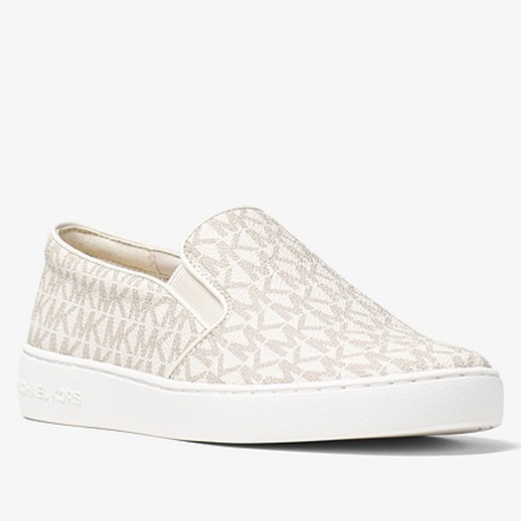 slip on mk